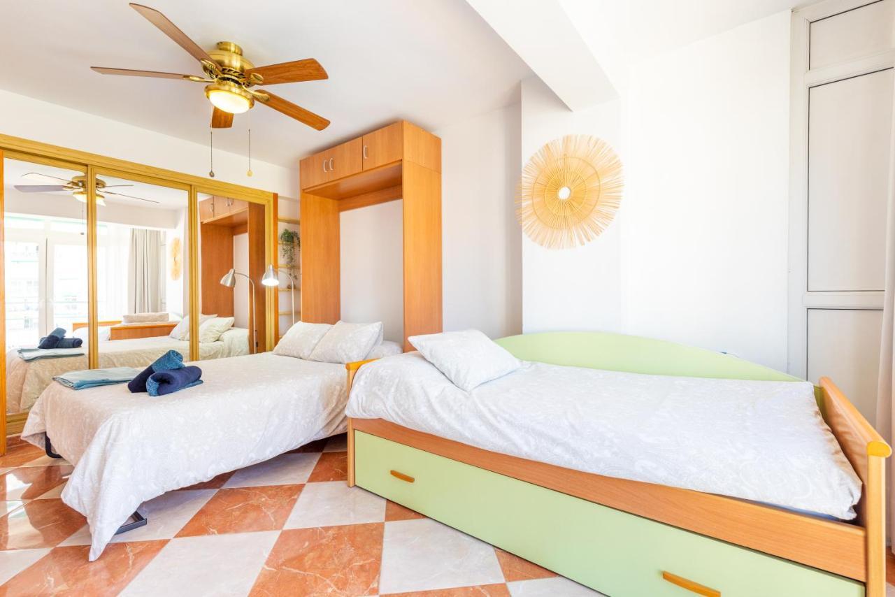 Sunny Seaside Apartment Арройо-де-ла-М'єль Екстер'єр фото
